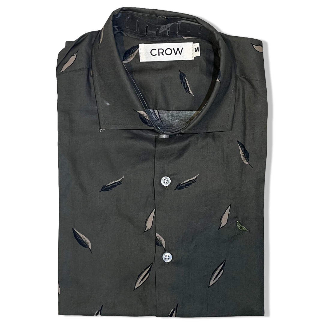 CAMISA VERDE CON HOJAS